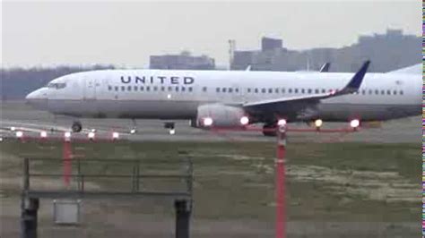 Dca Airplane Spotting United And Jet Blue Youtube