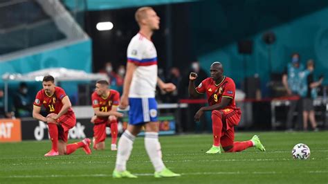 Es ist das zweite spiel in der gruppe b der euro 2020 zwischen belgien und russland. Euro 2021 / Belgien-Russland: Russisches Publikum buhte ...