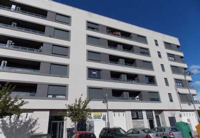 Se alquila planta baja de 140m2 + 50m2 de terraza. Alquiler de pisos en El Campillo-Norte, Logroño: casas y pisos