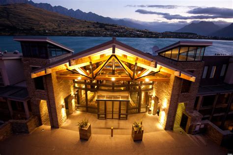 New Zealands Hobbit Hotels Worth A Stay Photos Huffpost