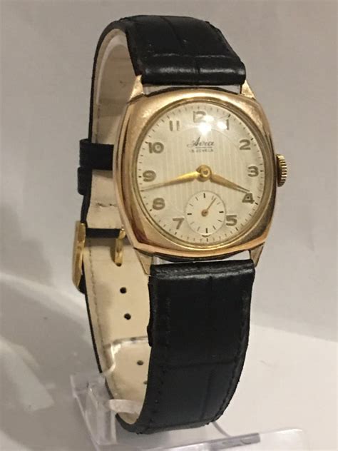 9 Karat Gold Vintage 1950s Avia Mechanical Watch At 1stdibs Avia