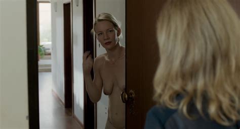 Naked Sandra Hüller in Toni Erdmann