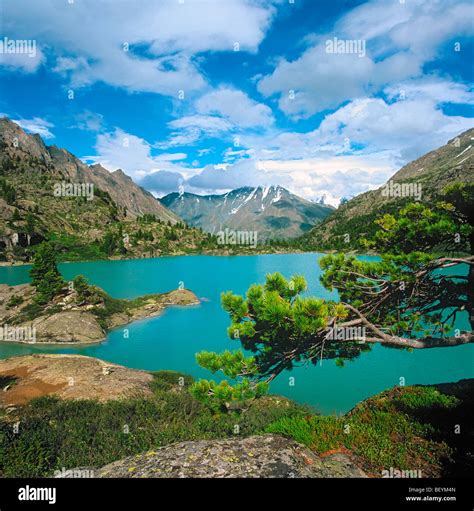 Freshness Moraine Hi Res Stock Photography And Images Alamy
