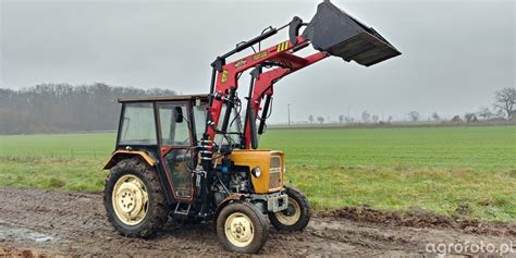 Fotografia Traktor Ursus C 330 792124 Galeria Rolnicza Agrofoto