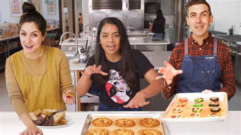watch 6 pro chefs make their favorite cookies test kitchen talks bon appétit