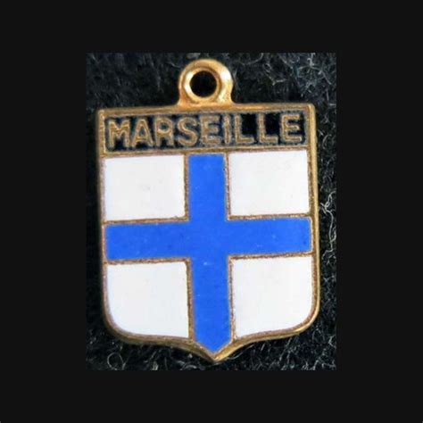 Insigne Blason En émail De La Ville De Marseille 12 X 16 Mm Croix