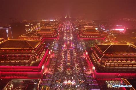 Xian Sees Boom In Tourism Market As Spring Festival Holiday Draws To