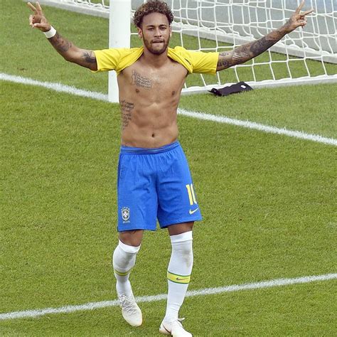 Neymarjr Is Now The Joint Third Top Goalscorer For Cbffutebol Level