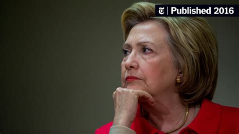 Hillary Clintons Campaign Rebuffs Reports Criticism Of Email Use The New York Times