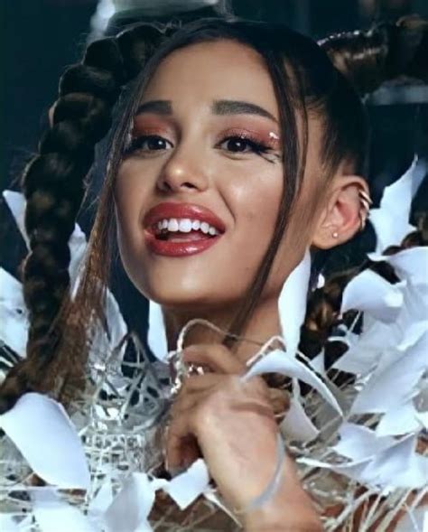 𝐉𝐮𝐬𝐭 𝐋𝐨𝐨𝐤 𝐔𝐩 🤍 in 2022 ariana grande ariana grande photos ariana