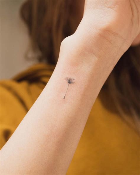 Heart Evangelistas Minimalist Tattoos And Their Meanings