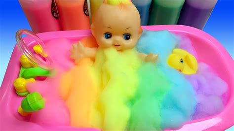 Baby Doll Bubble Bath Time With Toy Surprise Learn Color Toytown Youtube