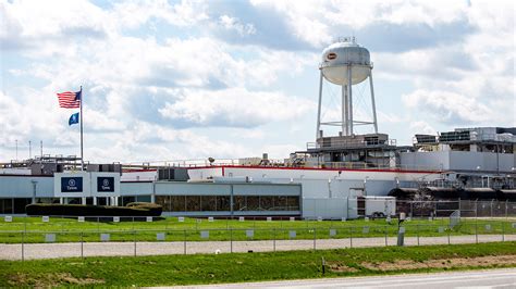 Coronavirus Cases Soar At Tyson Foods Plant In Iowa 186 Test Positive