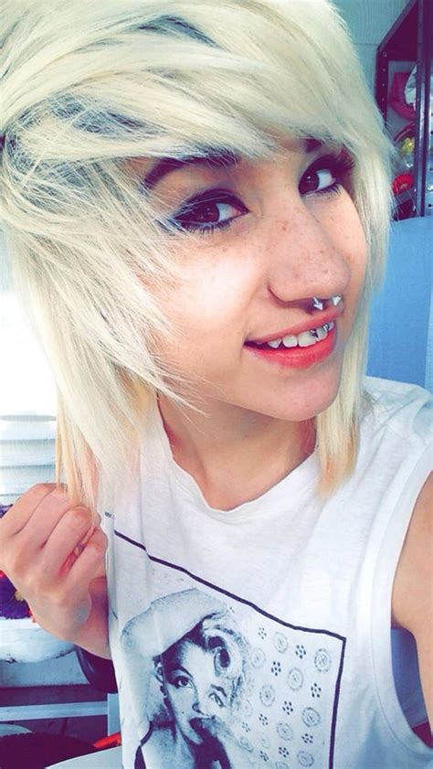 Smiley Piercing 44 Peeps Who Are Rocking Their Smile Tips