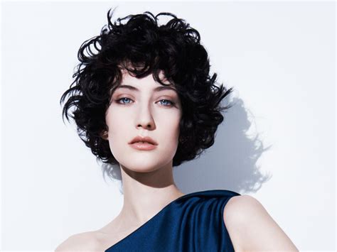 dramatic hairstyles with soft cuts and a daring play of hair colors