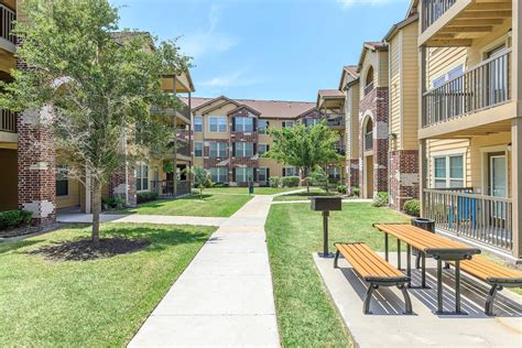 Gallery - Tuscana Bay Apartments in Corpus Christi, TX
