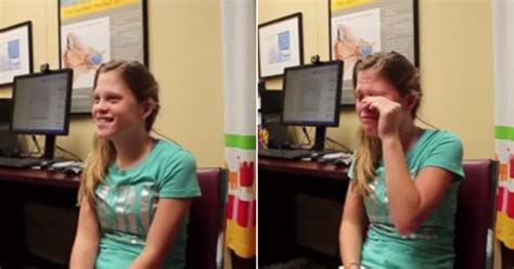 Hearing Impaired Teen In Tears After Hearing Mom S Voice Clearly For First Time Cbs News
