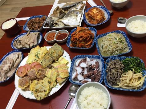 23 Korean Banchan 반찬 To Spice Up Your Meals