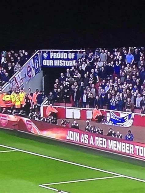 Chelsea S Embarrassing Banner Gunners