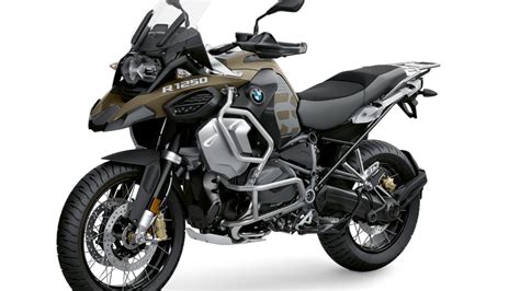 Bmw r 1250 is available in four variants with the standard version priced at 16.85 lakh. 2020 BMW R 1250 GS Adventure Buyer's Guide: Specs & Prices ...
