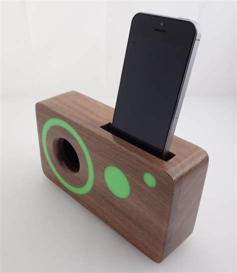 Handmade Walnut Wood Iphone Acoustic Speaker Box Wood Speakers Wood