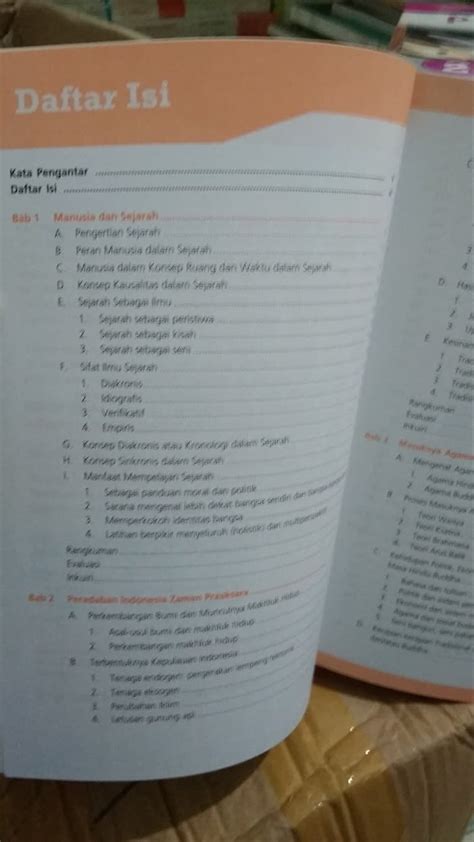 Mata pelajaran sejarah indonesia merupakan mata pelajaran wajib di jenjang pendidikan menengah (sma/ma dan smk/mak). Buku Sejarah Indonesia Kelas 10 Erlangga - Info Berbagi Buku