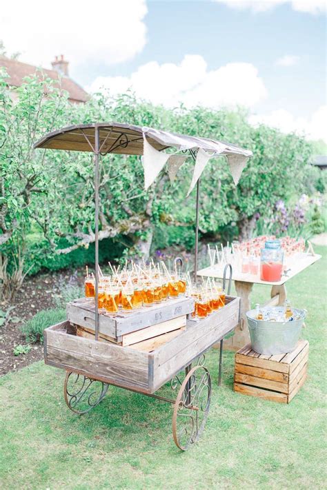 15 Best Backyard Wedding Ceremony Decor Ideas Weddingtopia Backyard