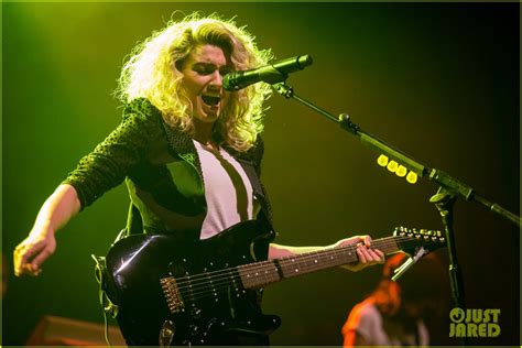 Tori Kelly Was A Huge Fan Of James Bay Before Their Grammys