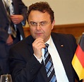 Innenminister: Friedrich will eigenen Regierungsantrag zu NPD-Verbot - WELT