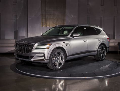The new genesis gv80 appeals to those seeking a competent and capable crossover suv that is both luxurious and sensible. 2021 Genesis G80 SUV will feature aluminum hood, doors ...
