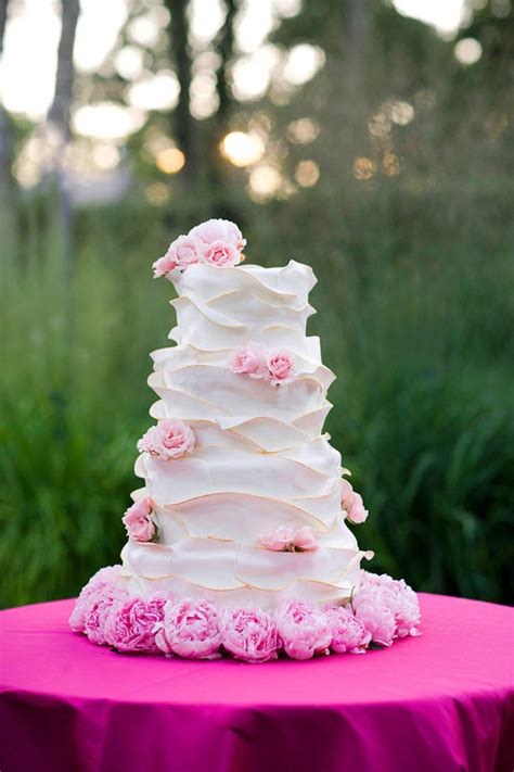 Engagement cakes with an attractive cakes and toping design will be unforgettable for couples. Latest Wedding Cake Designs - Starsricha