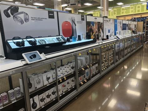 Fred Meyer Updates Consumer Electronics Merchandising With
