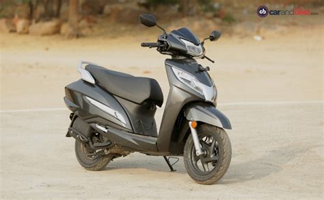 Honda activa 125 accommodates a 5.3 l fuel tank and offers approximately 40 kmpl city mileage and 50 kmpl highway mileage. 2020 Honda Activa 6G, Activa 125, Dio Recalled In India
