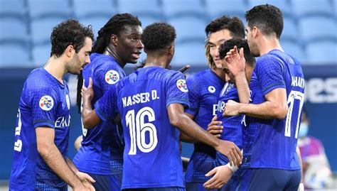 الأهلي السعودي يتعرض لضربة قوية بسبب السومة. موعد مباراة الهلال السعودي ضد الرائد القادمة والقنوات الناقلة - كورة ناو
