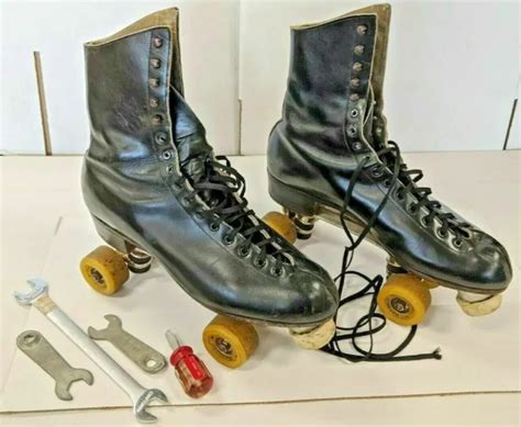 Vintage 70s Chicago Hi Top Black Roller Skates Rannalli Metal Case Mens