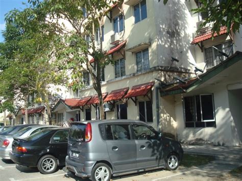 This development is a profitable investment due to its accessible location along with contemporary and comfortable facilities for its residents. JUALBELI / SEWAAN HARTANAH SEMASA: SURIA APARTMENT ...