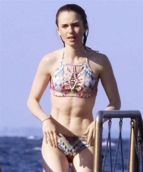Those Abs Lily Collins Style Lilly Collins Lily Collins