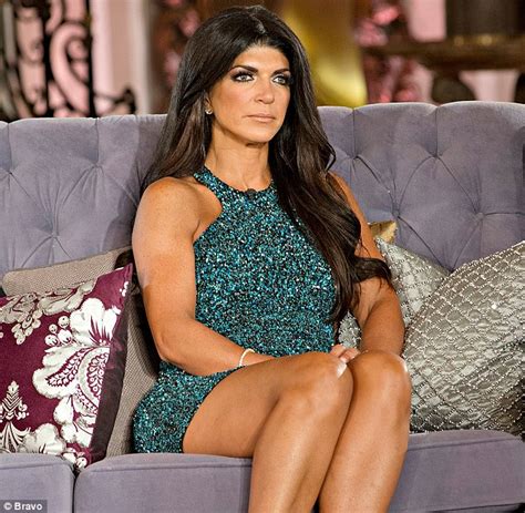 Real Housewives Teresa Giudice Arrives Over Four Hours Late To