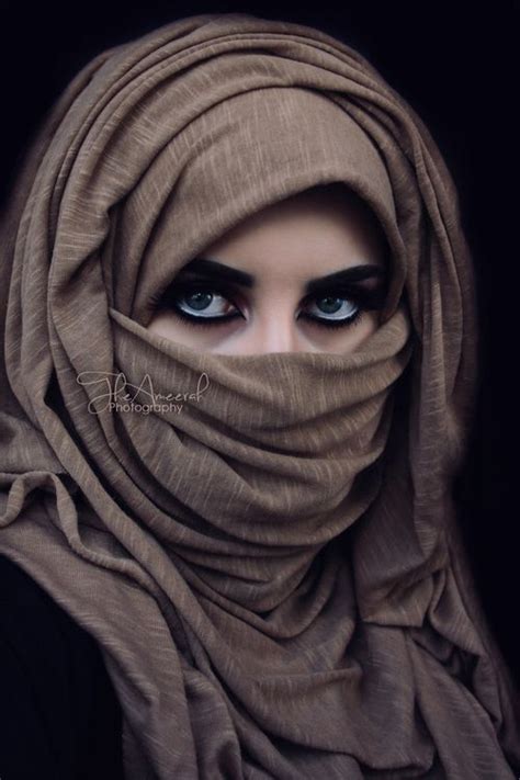 Most Beautiful Eyes Beautiful Hijab Arabian Women Arabian Beauty