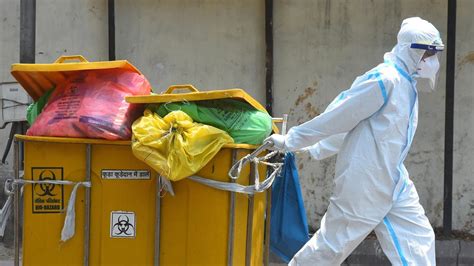 Aggregate More Than Biomedical Waste Black Bag Latest In Duhocakina