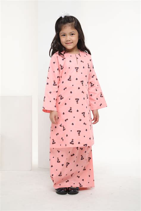 Baju kurung pahang (english cotton mix match). Baju Kurung English Cotton Kids - Omar Ali