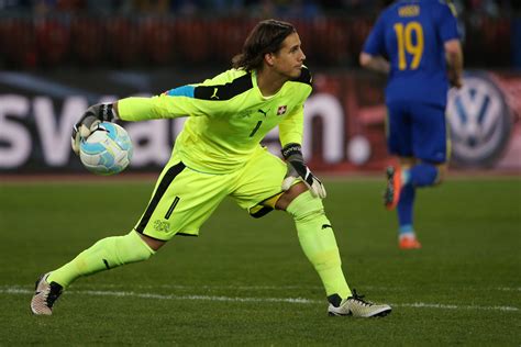 Latest on borussia monchengladbach goalkeeper yann sommer including news, stats, videos, highlights and more on espn. Neuer, Sommer & the best goalkeepers at UEFA EURO 2016 ...