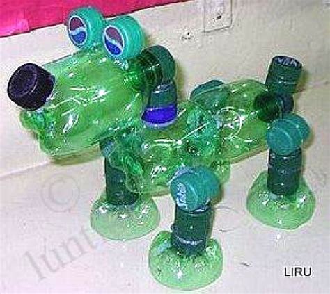 The Dog Of Plastic Bottles With Their Hands Plastic Bottle Crafts