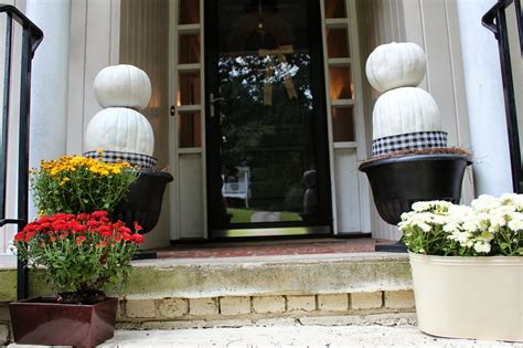 I am really excited about today's project for several reasons. Hello Fall! Front Porch + Pumpkin Topiaries - Southern ...