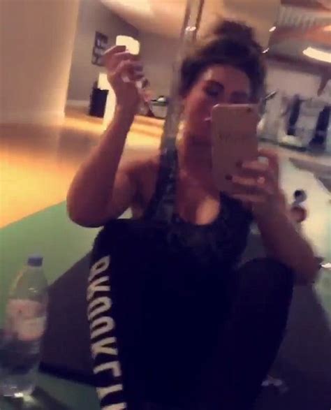Lauren Goodger Shows Off Cleavage In Workout Gear As She Pouts In