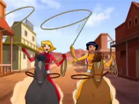 Clover And Alex Totally Spies Photo 43440078 Fanpop