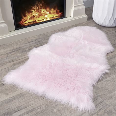 Faux Fur Area Rug Luxuriously Soft And Eco Friendly 2 X 3 Pink
