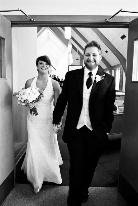 The Anchormenâ€™s Bass Singer, Paul Harkey, Weds Jennifer Pierce