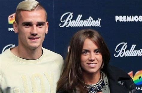 She is the lovely wife of french soccer player antoine griezmann. Erika Choperena Wiki, Age (Antoine Griezmann's Wife) Bio ...