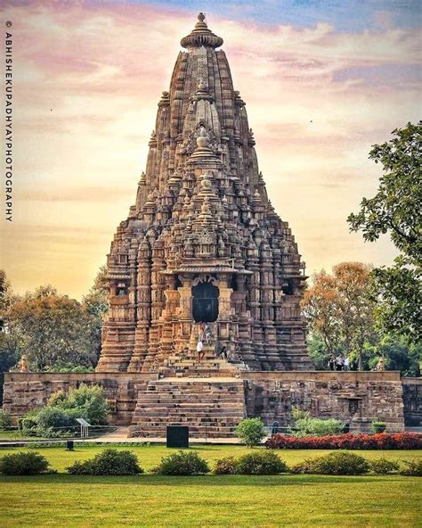 Kandariya Mahadev Temple India In 2021 Indian Temple Architecture